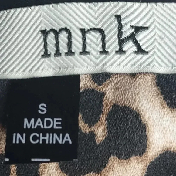 MNK Womens Leopord Print Blouse 100% Polyester Small - Picture 12 of 13